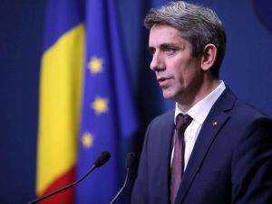 "Noi ne respectăm angajamentele luate în faţa românilor cu orice risc"